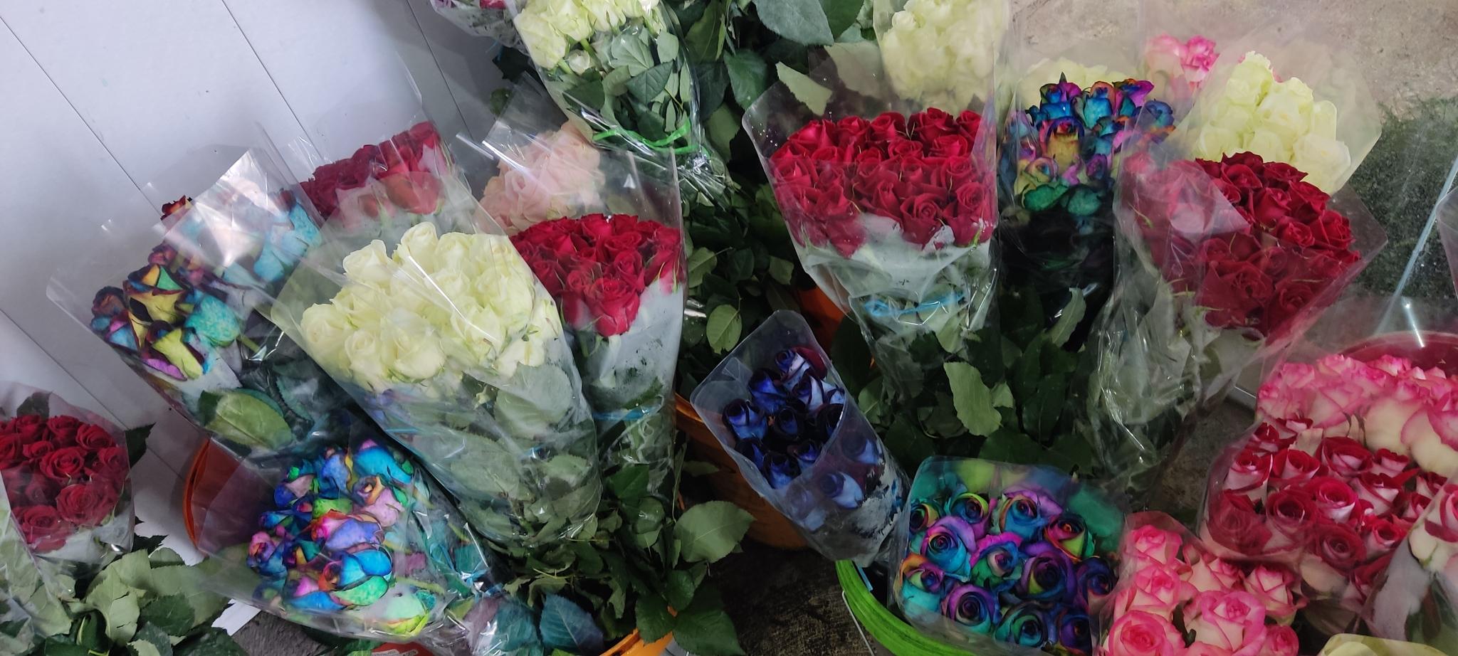 فروش انواع گل‌ طبیعی